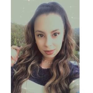 Meet your Posher, Vanessa